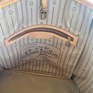 Louis Vuitton never full